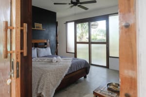 Guyam – Double (5)