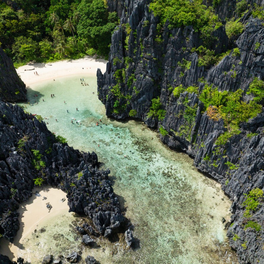 Happiness Deluxe tour C